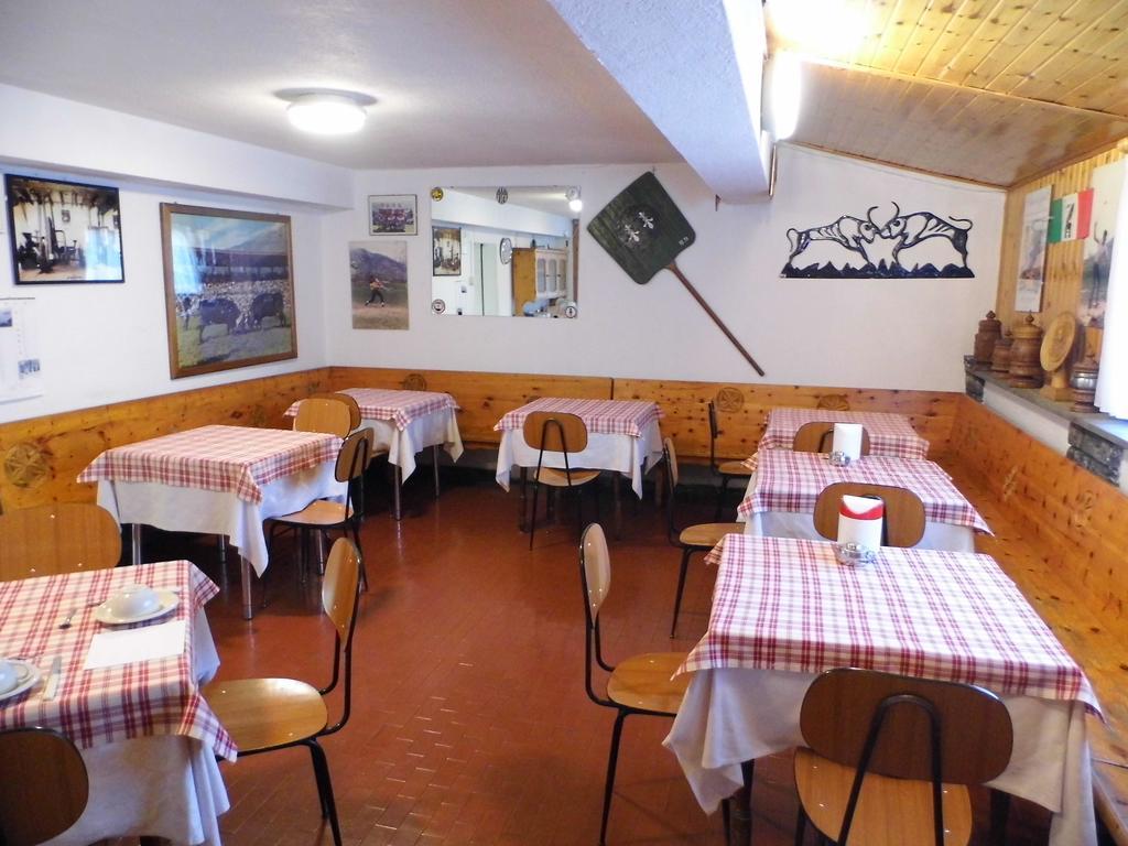 Hotel Mochettaz Aoste Extérieur photo