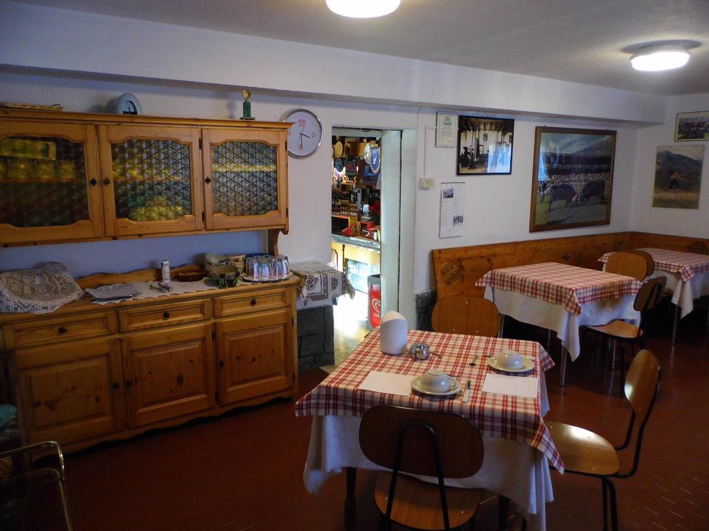 Hotel Mochettaz Aoste Extérieur photo