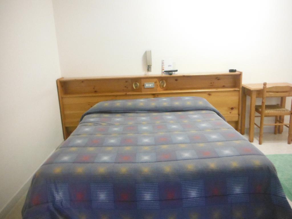 Hotel Mochettaz Aoste Chambre photo